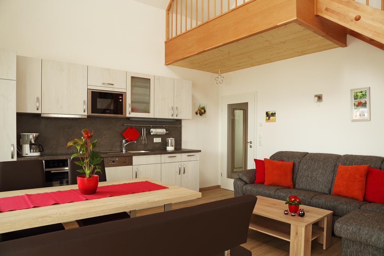 Ferienhaeuser May Weigenheim Экстерьер фото